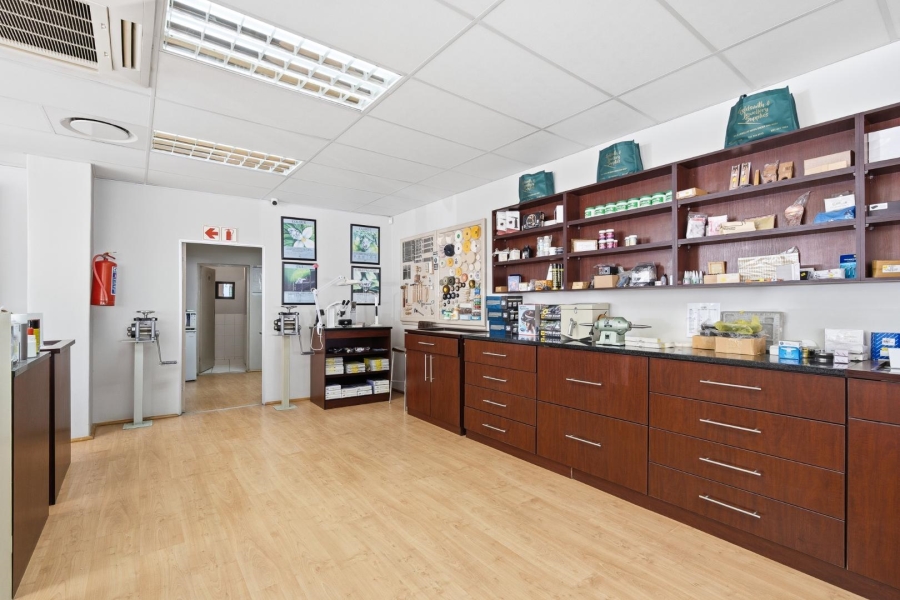 Commercial Property for Sale in Gardens Western Cape